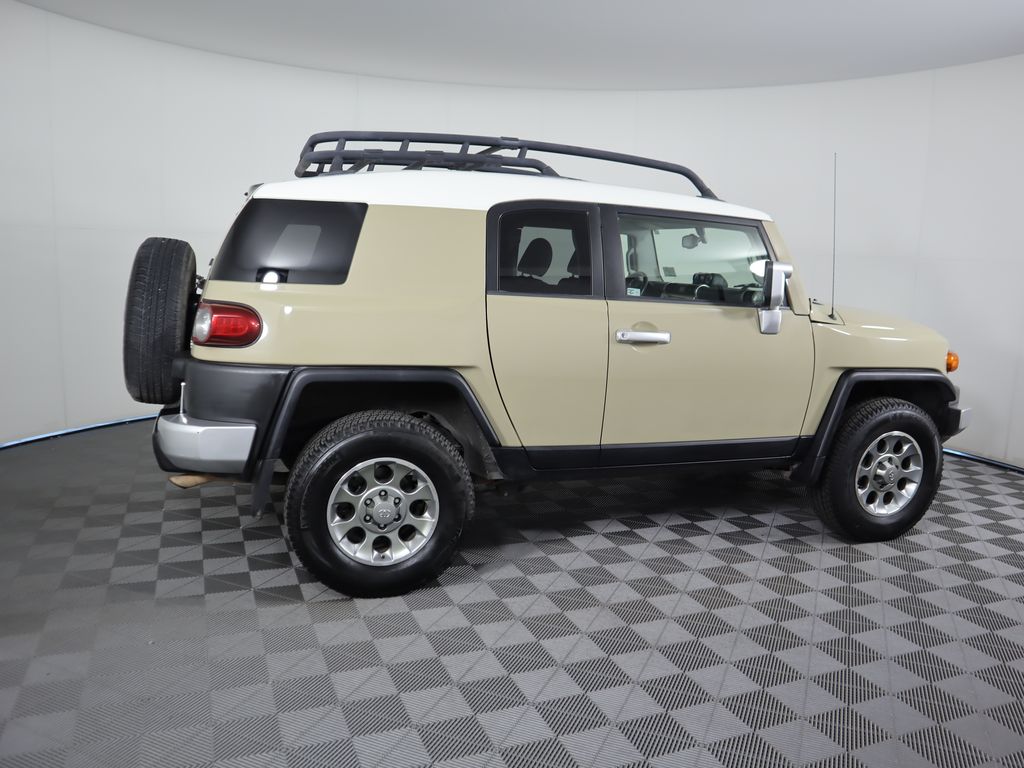 Thumbnail: 2012 Toyota FJ Cruiser - 4