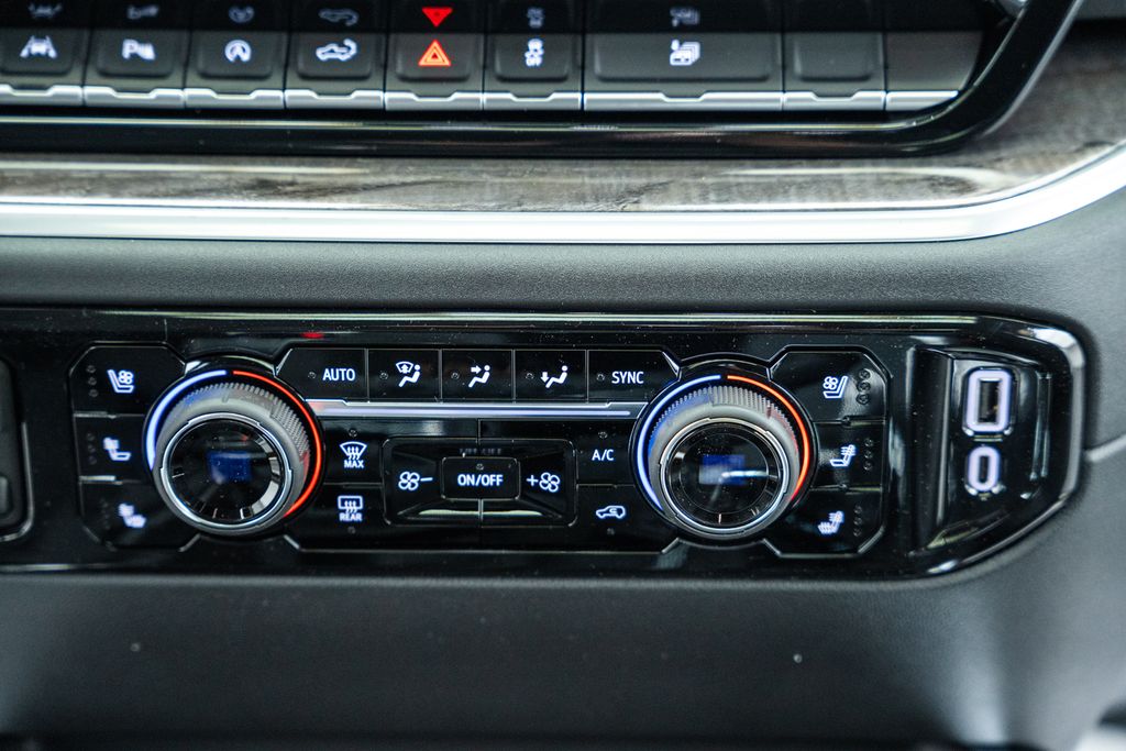 ChevroletSilverado 150027