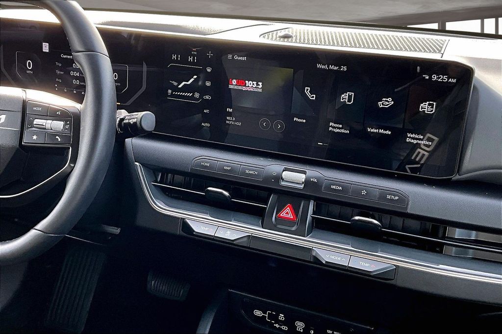 Used 2025 White Kia EX image 7