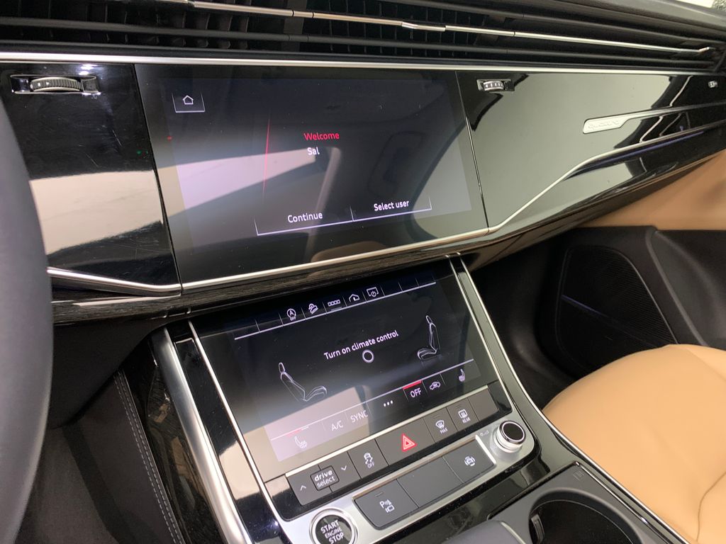 Thumbnail: 2023 Audi Q7 - 29