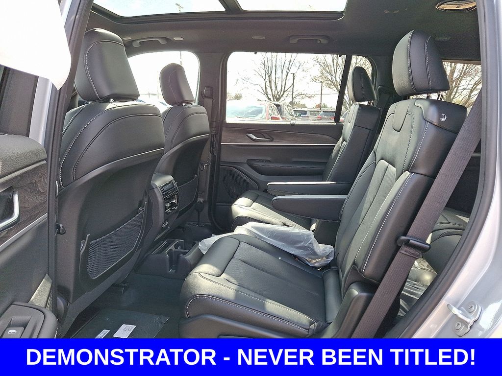 New 2025 Jeep Grand Cherokee L SUV