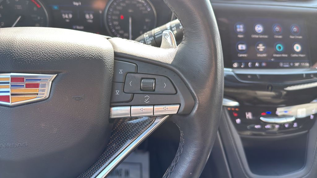 2024 Cadillac XT6