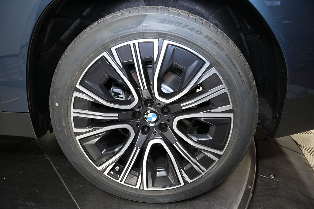 Thumbnail: 2026 BMW X3 - 12