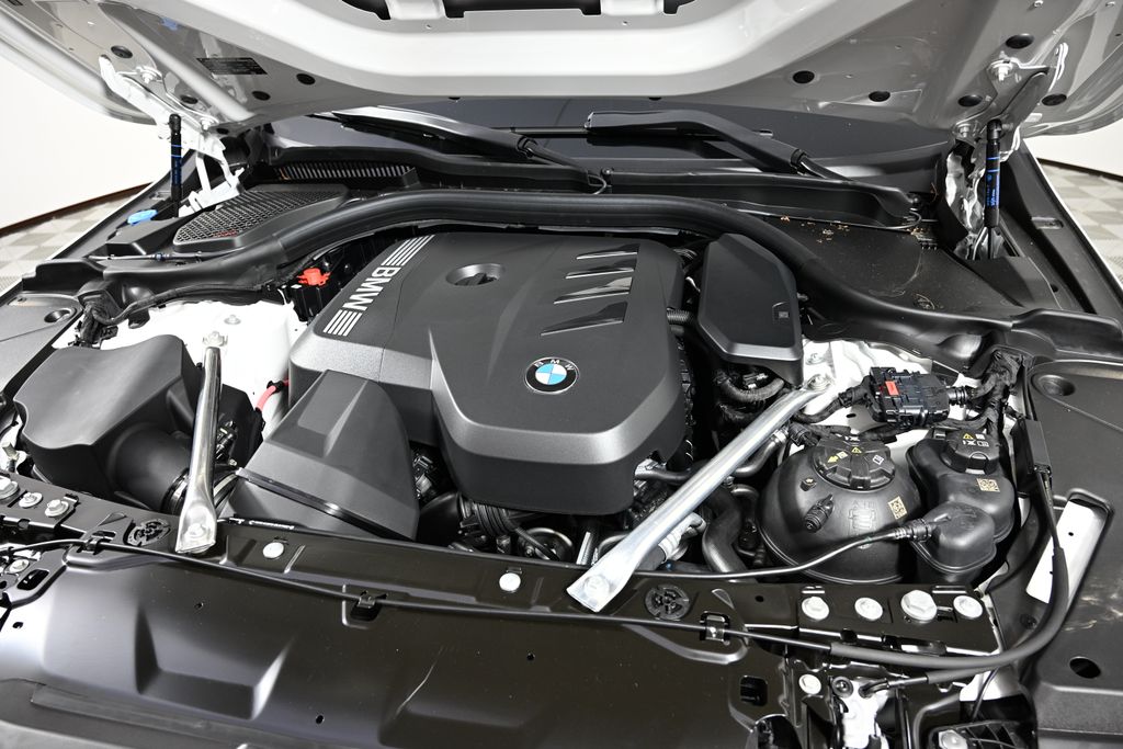 Thumbnail: 2026 BMW 5 Series - 27