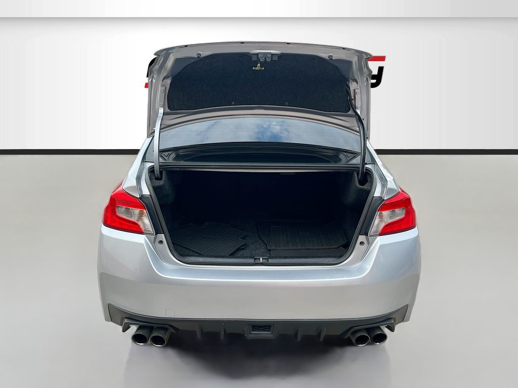 Used 2018 Silver Subaru Premium image 26