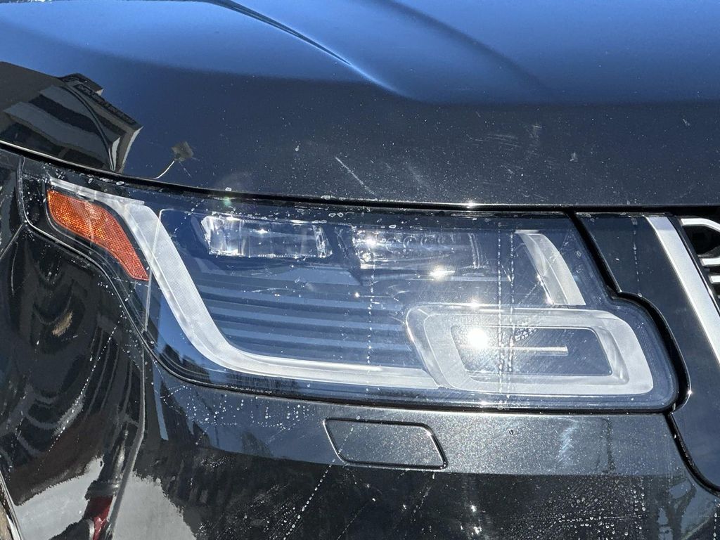 Thumbnail: 2020 Land Rover Range Rover - 5