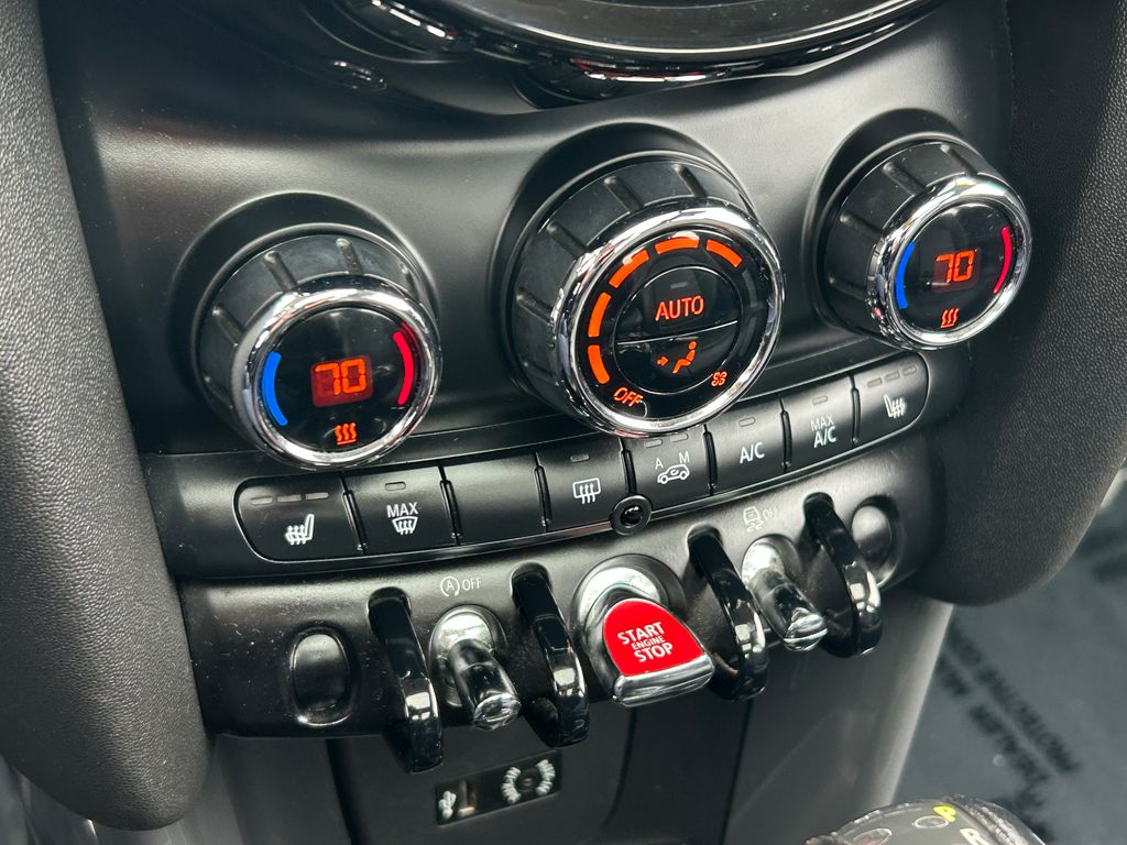 Thumbnail: 2016 MINI Cooper - 26