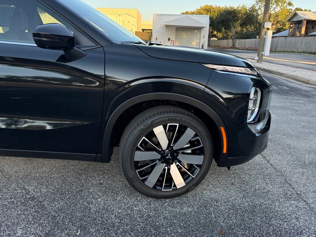 New 2025 Mitsubishi Outlander SUV