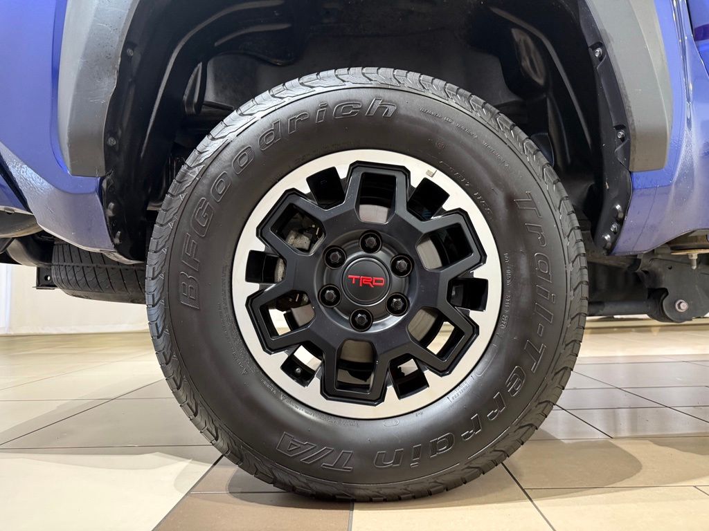 Thumbnail: 2024 Toyota Tacoma - 9