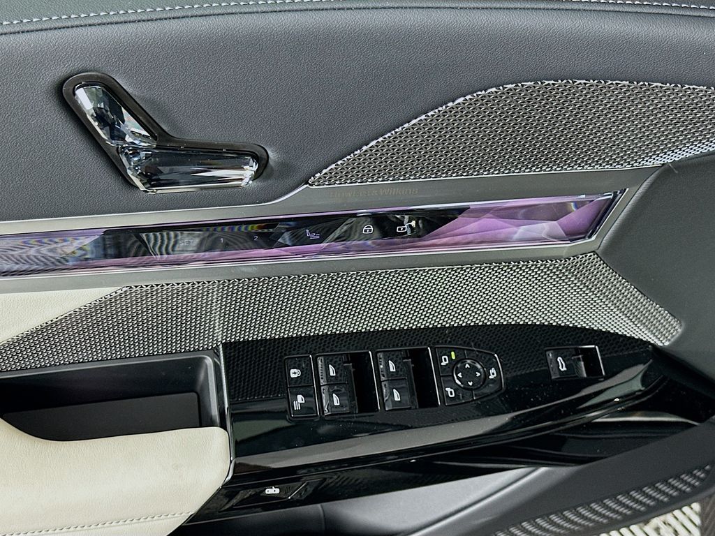Thumbnail: 2025 BMW i7 - 20