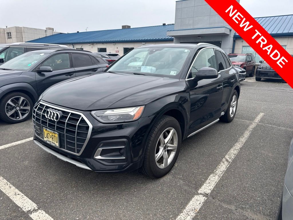 2023 Audi Q5 quattro Premium 40 TFSI