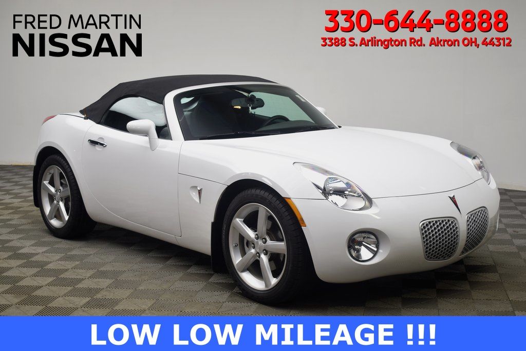 2009 Pontiac Solstice Base