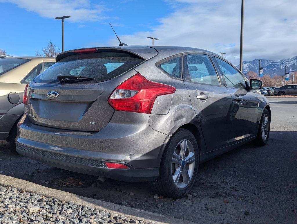 2013 Ford Focus SE 8