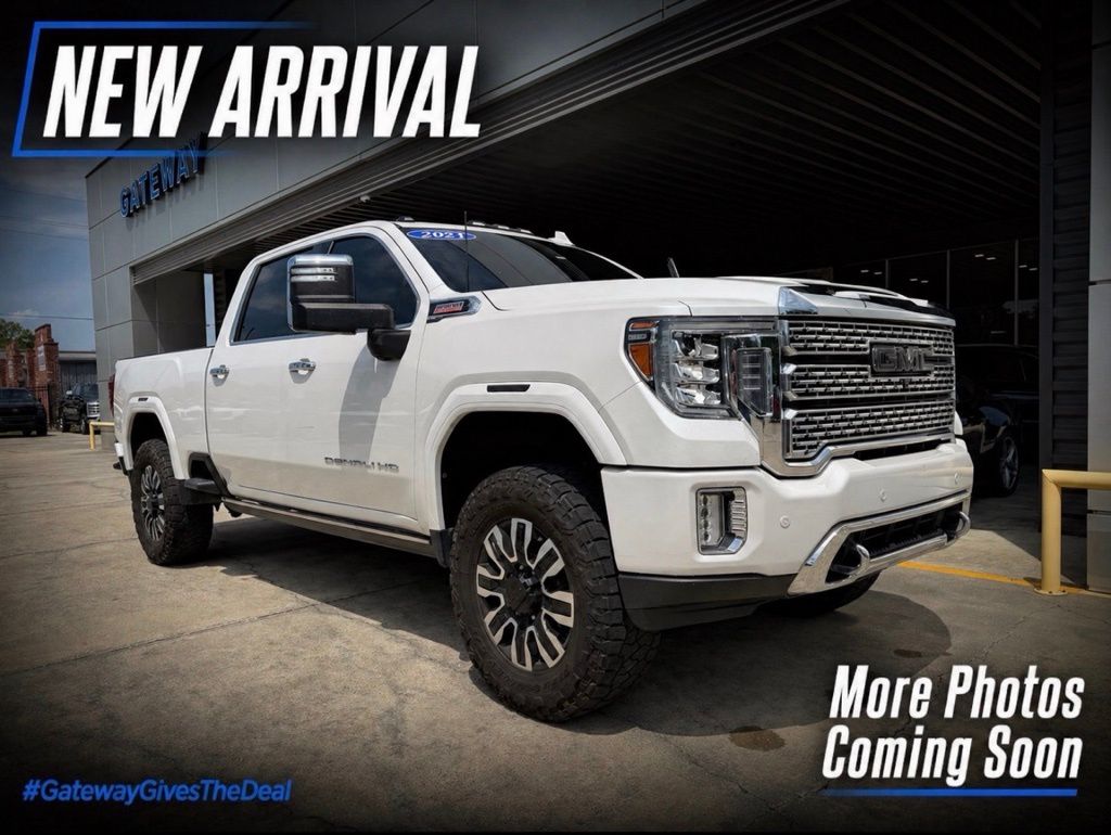 White Frost Tricoat 2021 GMC Sierra 3500HD Denali Crew Cab 4WD Pickup Truck Four-Wheel Drive Automatic