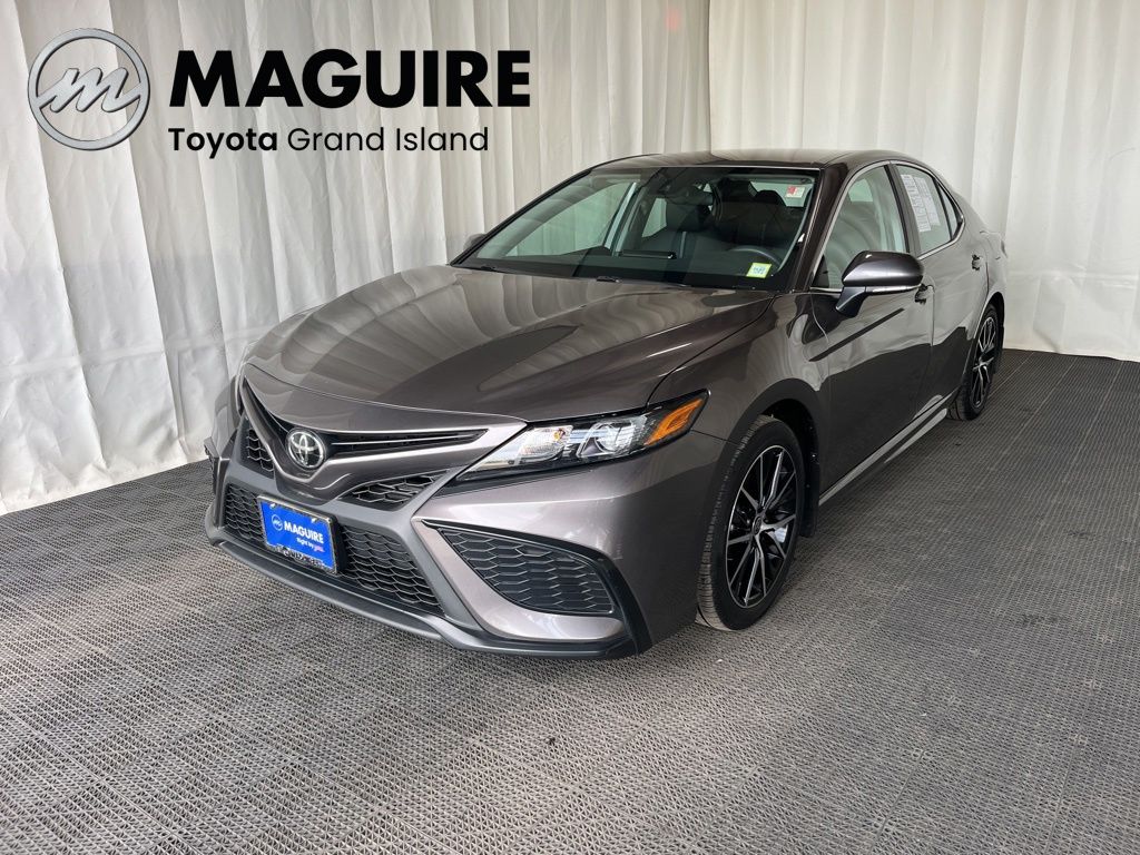 2024 Toyota Camry SE AWD