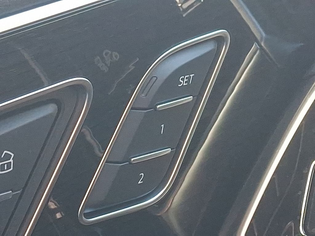 Thumbnail: 2026 Audi Q7 - 19