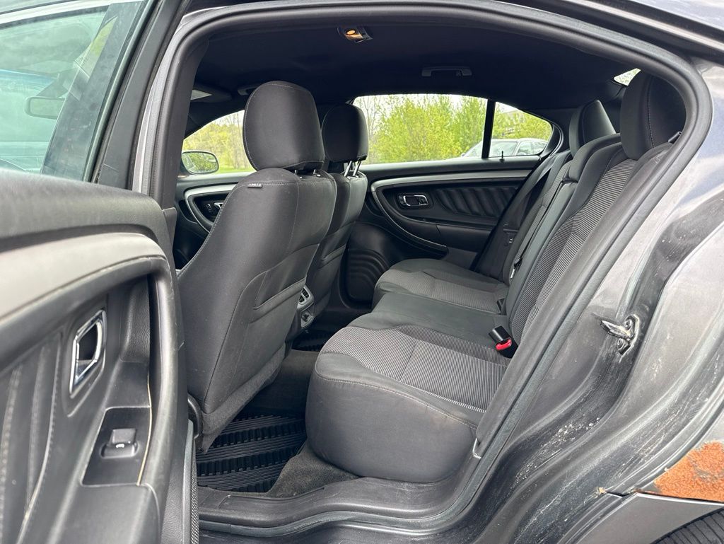 2015 Ford Taurus