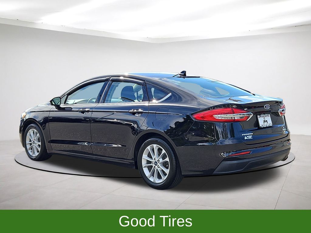 2019 Ford Fusion SE - 4