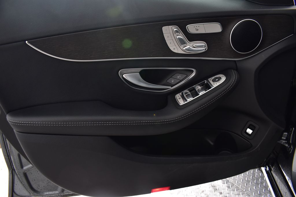 2019 Mercedes-Benz C-Class C 300 11