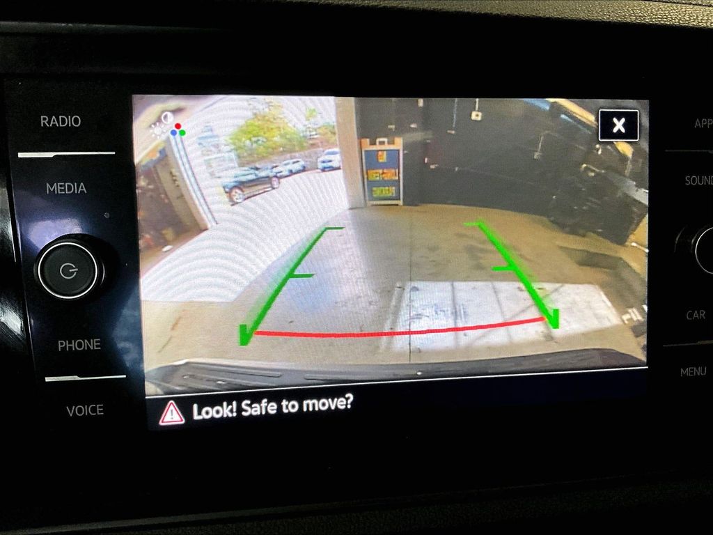 2021 Volkswagen Jetta — photo 19
