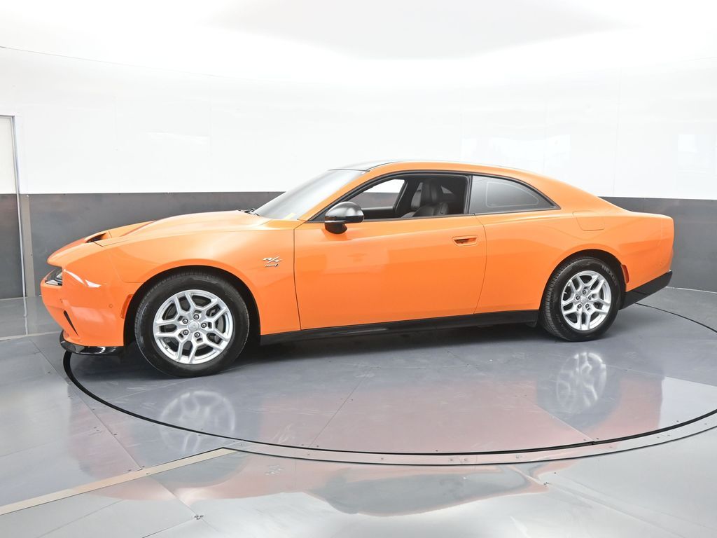 Used 2025 Dodge Charger Daytona R/T with VIN 2C3CDBCK5SR559762 for sale in Miami Lakes, FL