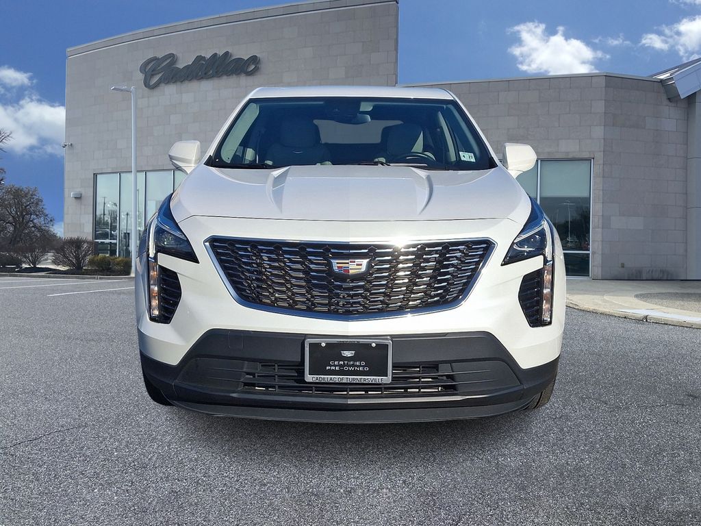 Thumbnail: 2022 Cadillac XT4 - 2