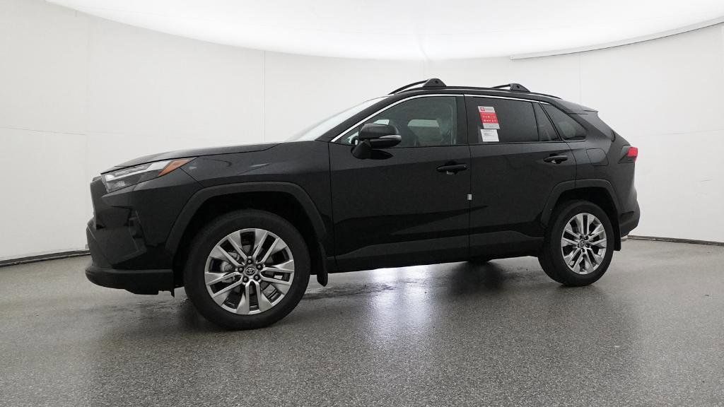 Thumbnail: 2025 Toyota RAV4 - 3