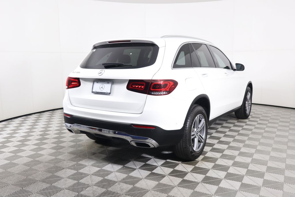 2022 Mercedes-Benz GLC 300 5