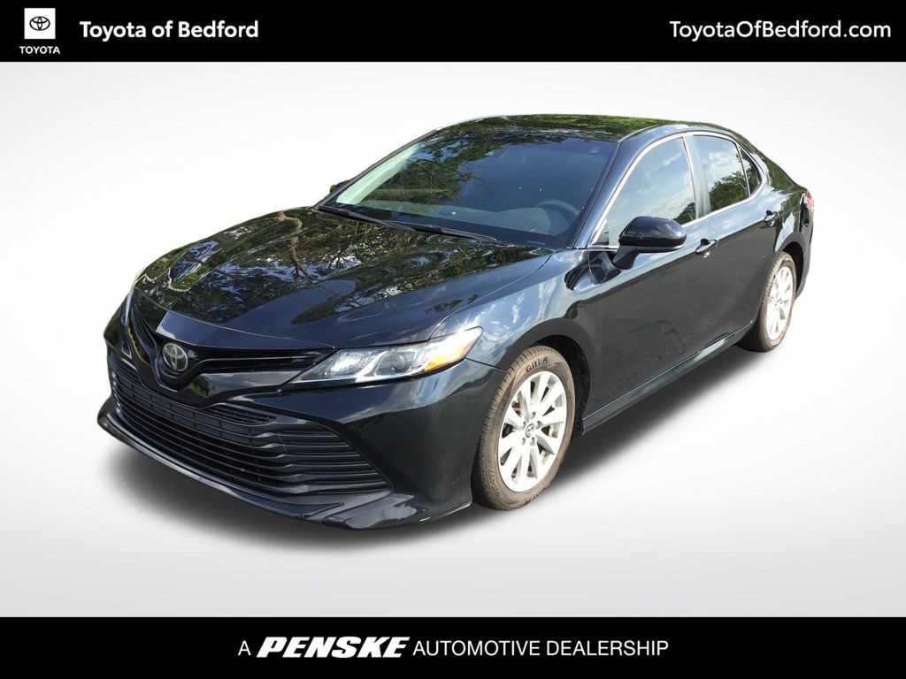 2018 Toyota Camry LE -
                  Bedford, OH