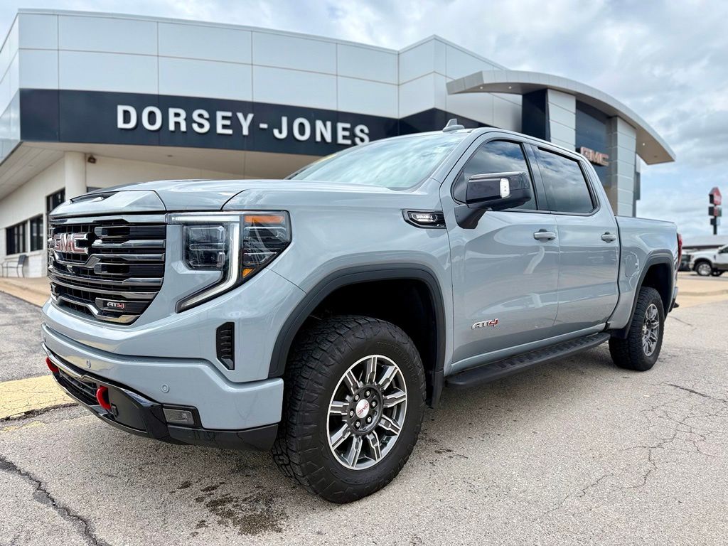 2024 GMC Sierra 1500 AT4 Crew Cab 4WD