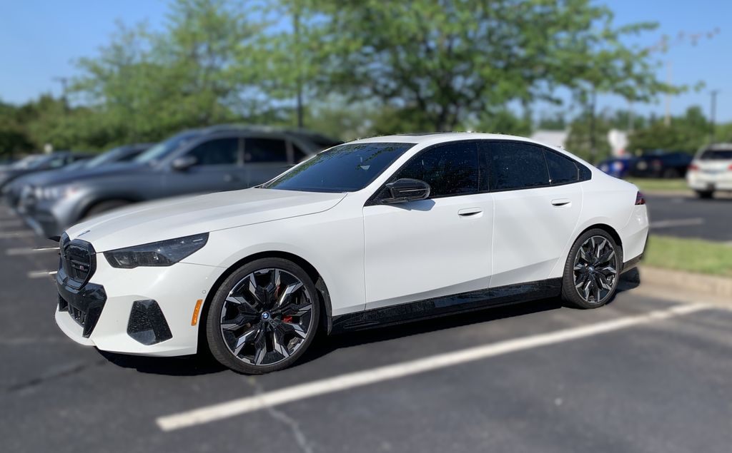 Thumbnail: 2024 BMW i5 - 4