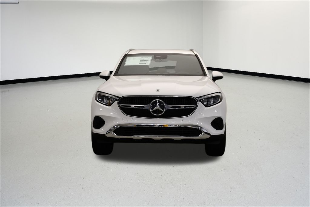 Thumbnail: 2025 Mercedes-Benz GLC - 8