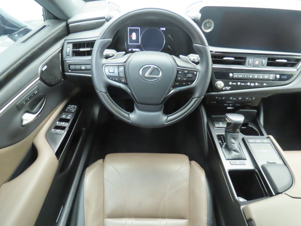 2022 Lexus ES 350 Luxury 10
