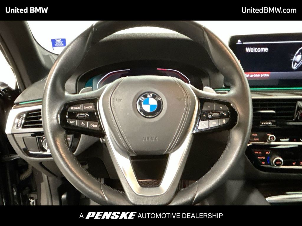 Thumbnail: 2023 BMW 5 Series - 14