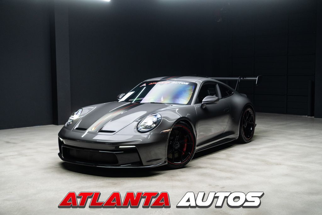 2022 Porsche 911 Gris Coupé Tracción trasera 