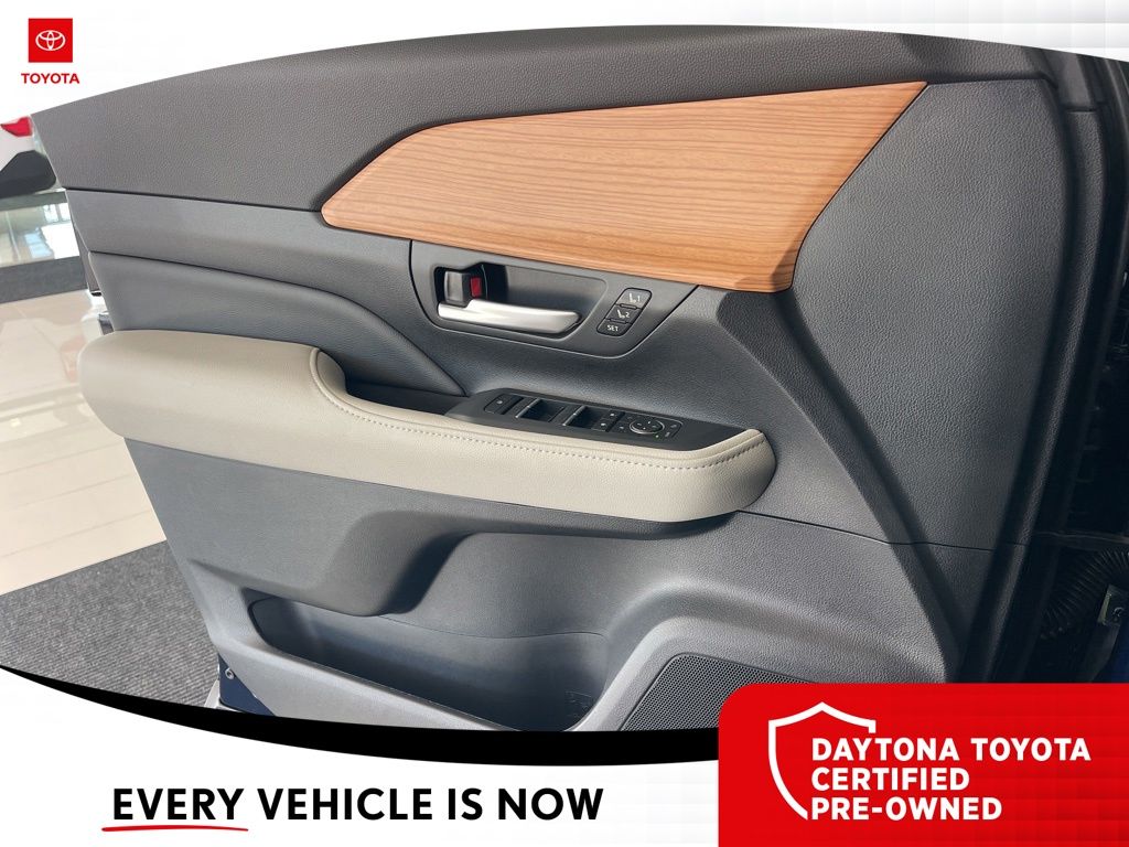 2026 Toyota Grand Highlander Platinum - Photo 25