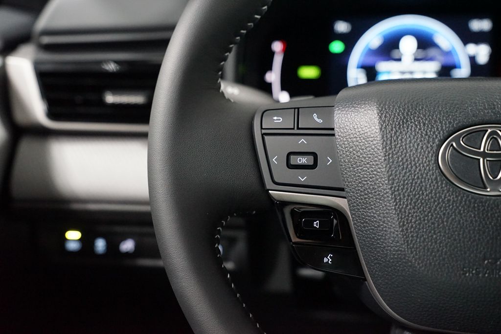 Thumbnail: 2026 Toyota Camry - 14