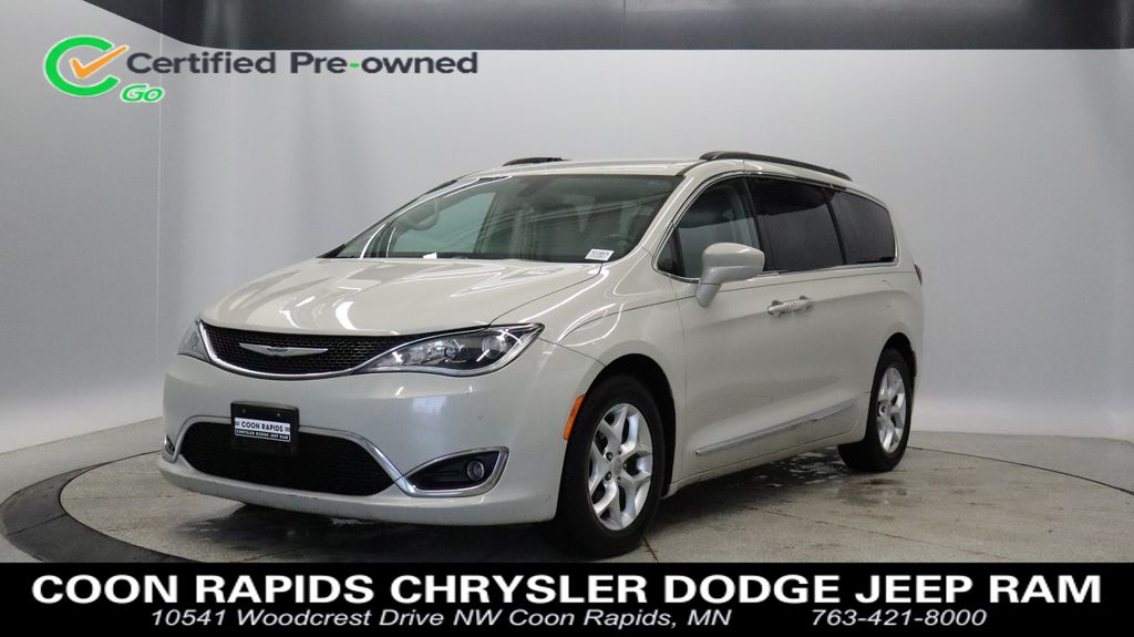2017 Chrysler Pacifica Touring L FWD