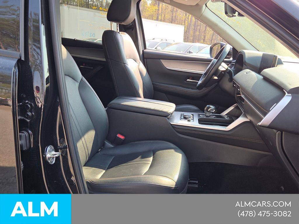Used 2025 Black Mazda 3.3 Turbo Preferred image 18