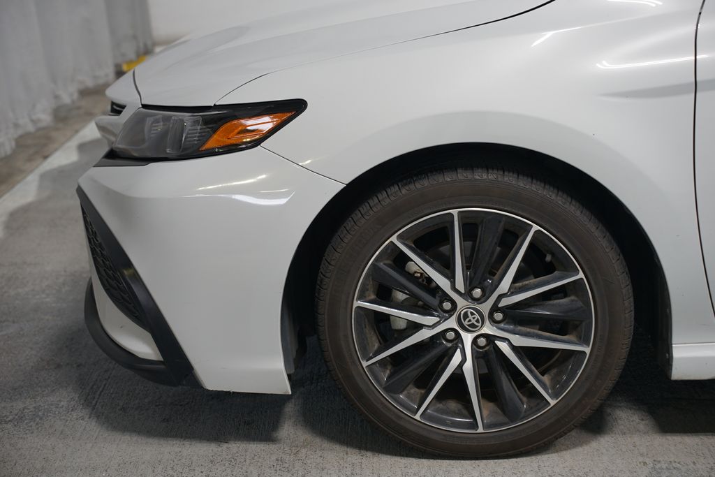 Thumbnail: 2023 Toyota Camry - 5