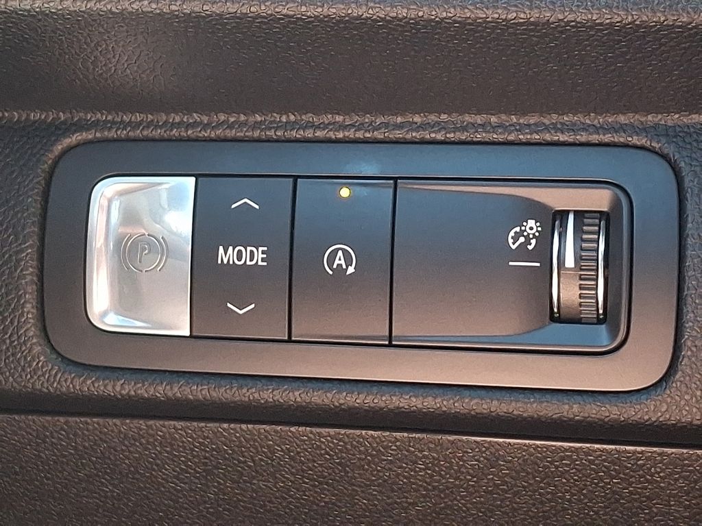 2024 Chevrolet Traverse LT Black at Klick Lewis Buick Chevrolet
