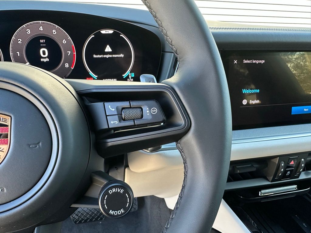 2025 Porsche Cayenne  18
