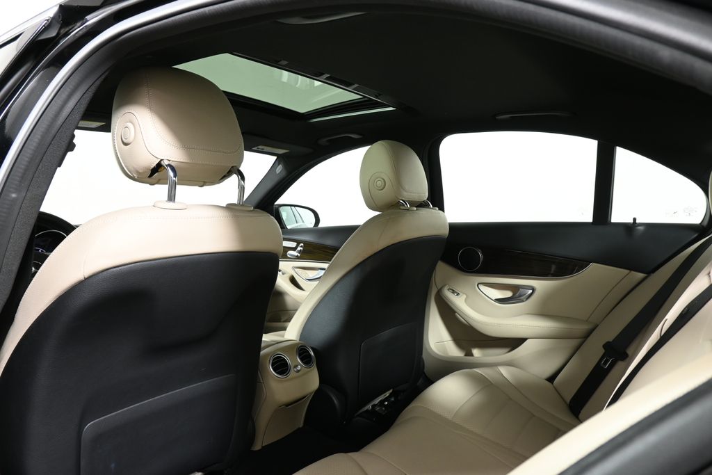 Thumbnail: 2018 Mercedes-Benz C-Class - 6