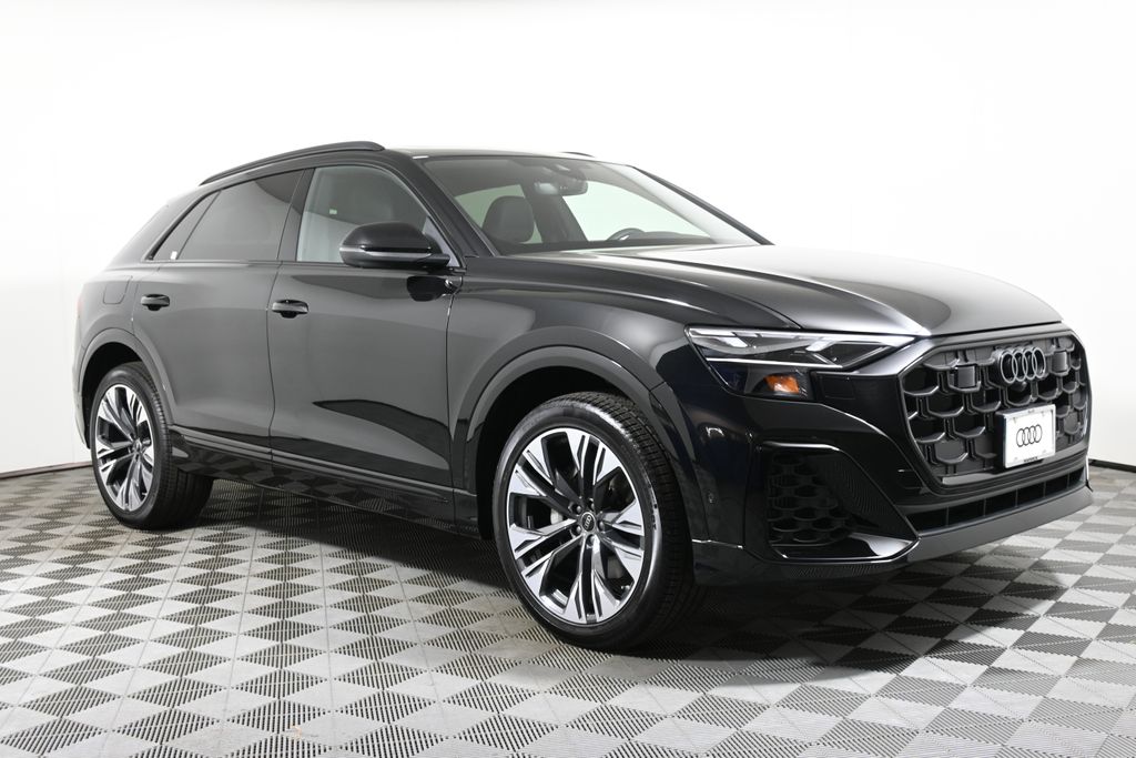 2025 Audi Q8  8