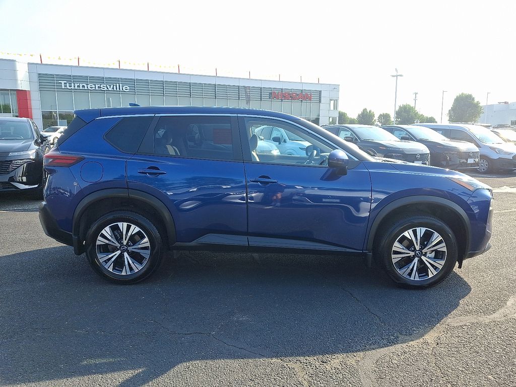 Thumbnail: 2023 Nissan Rogue - 7