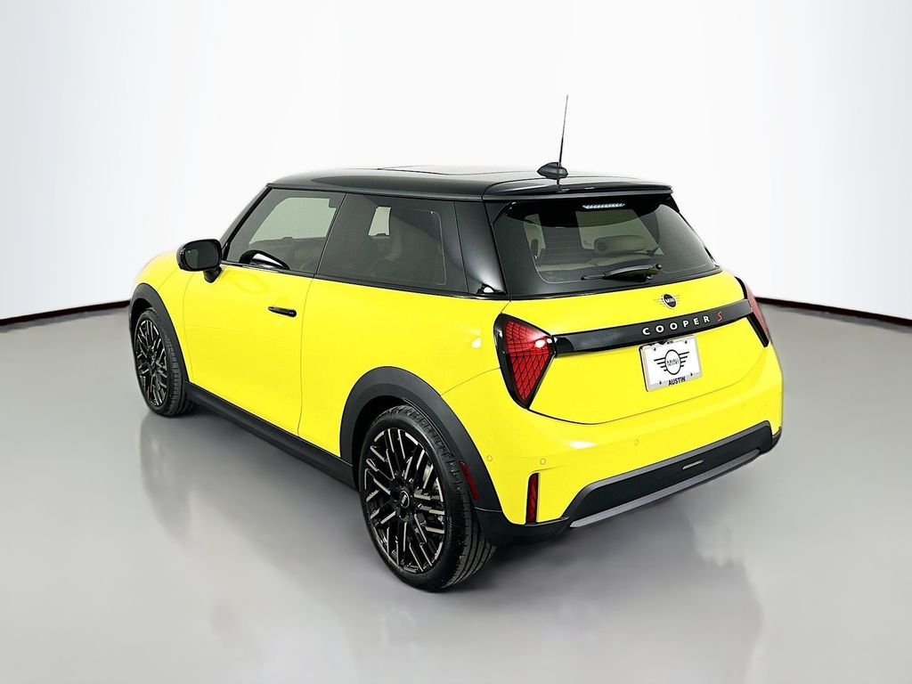 2025 MINI Cooper S 7