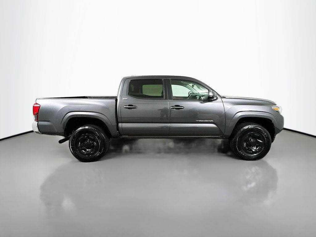 2022 Toyota Tacoma SR5 4