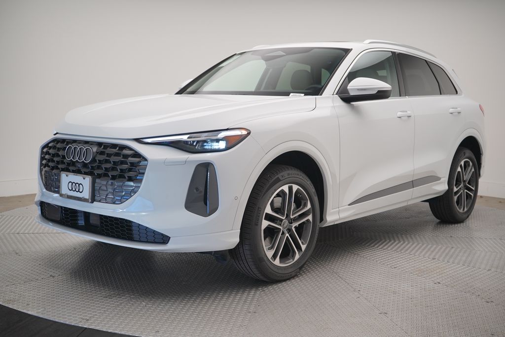 Thumbnail: 2025 Audi Q5 - 1