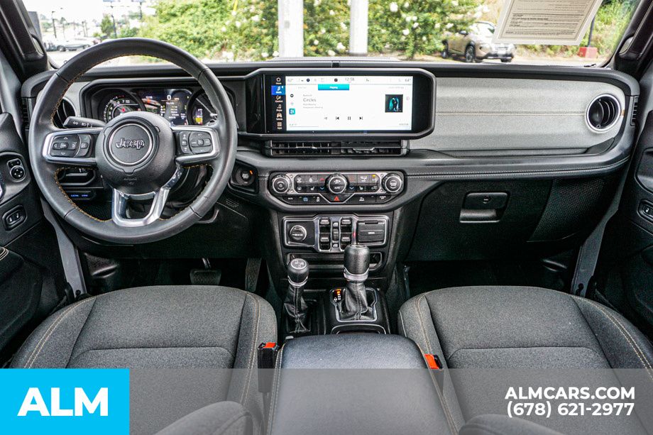 Used 2024 Silver Jeep Sahara 4xe image 27