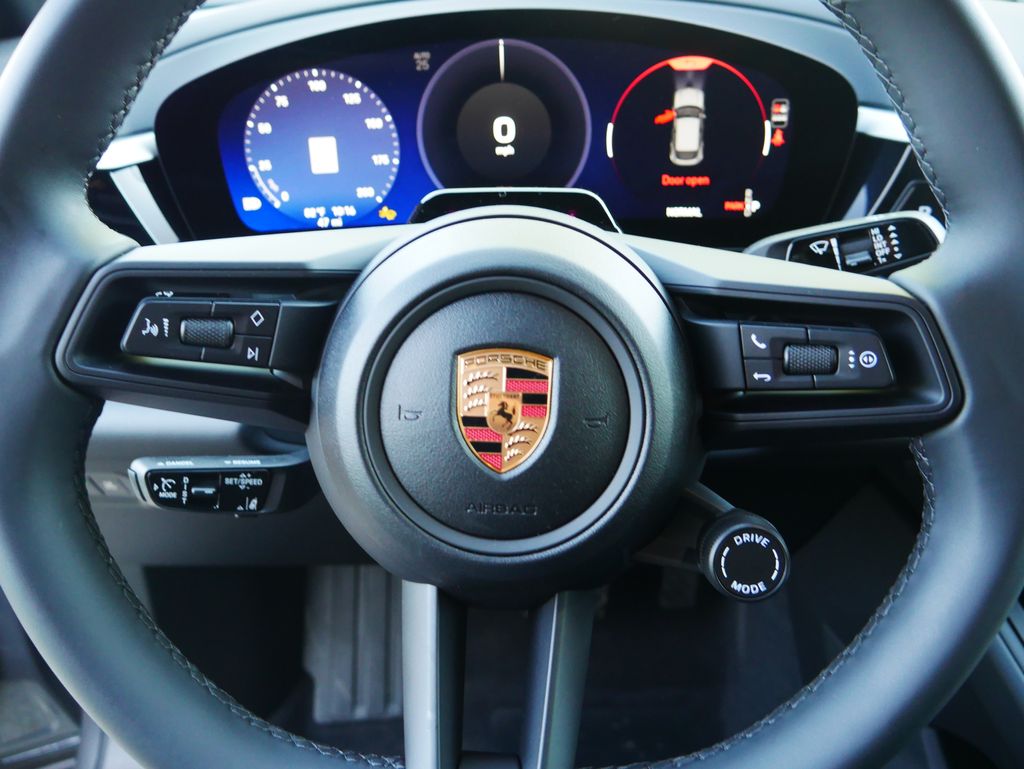 Thumbnail: 2026 Porsche Macan - 28